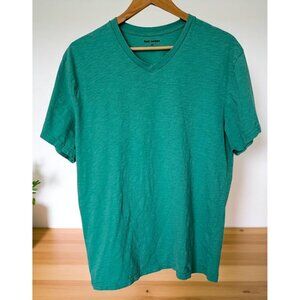 Foot Locker T-Shirt Mens Size XL Green V-Neck 100% Cotton Lightweight Casual Wea